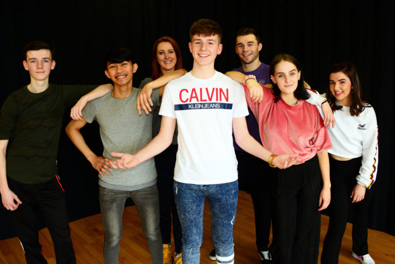 WEB Presspic adam beales and students2 1